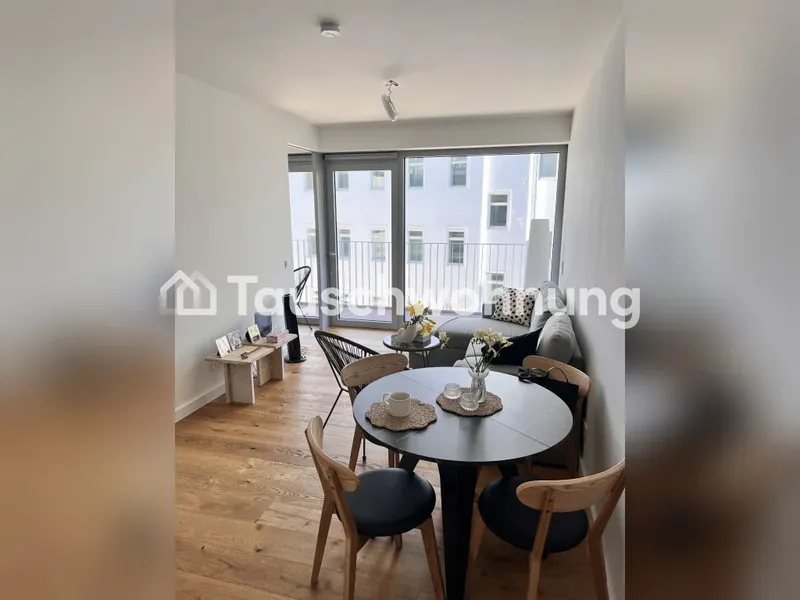 Tauschwohnung: Bright und Modern 2-Room Apartment in Berlin (Embassy Area) — photo 1
